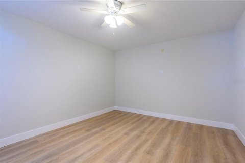 House in Indian Rocks Beach, Florida 3 bedrooms, 303.05 sq.m. № 2097436 - photo 4