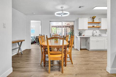 Villa ou maison à vendre à Delray Beach, Floride: 3 chambres, 121.42 m2 № 2254376 - photo 3