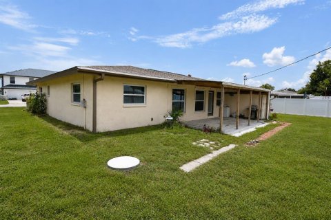 Villa ou maison à vendre à Port Charlotte, Floride: 3 chambres, 157.38 m2 № 2217674 - photo 18