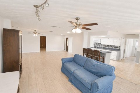 Villa ou maison à vendre à Port Charlotte, Floride: 3 chambres, 157.38 m2 № 2217674 - photo 6