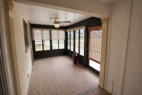 Villa ou maison à vendre à Port Charlotte, Floride: 3 chambres, 157.38 m2 № 2217674 - photo 17