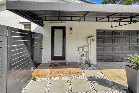 Immobilier commercial à louer à Palmetto Bay, Floride: 1 chambre, 47.01 m2 № 1968568 - photo 2