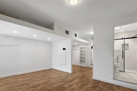 Immobilier commercial à louer à Palmetto Bay, Floride: 1 chambre, 47.01 m2 № 1968568 - photo 14
