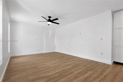 Immobilier commercial à louer à Palmetto Bay, Floride: 1 chambre, 47.01 m2 № 1968568 - photo 5