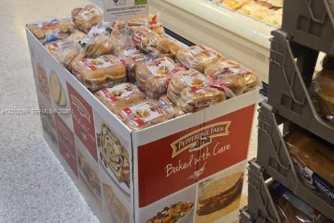 Купить коммерческую недвижимость в Майами, Флорида № 2436145 - фото 6