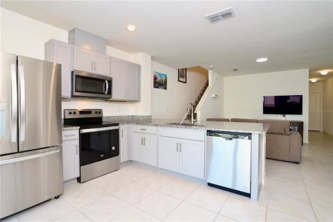 Townhouse in Davenport, Florida 3 bedrooms, 133.31 sq.m. № 1840163 - photo 17