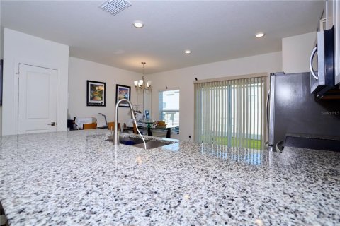 Townhouse in Davenport, Florida 3 bedrooms, 133.31 sq.m. № 1840163 - photo 20