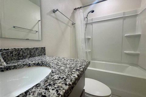 Townhouse in Davenport, Florida 3 bedrooms, 133.31 sq.m. № 1840163 - photo 27
