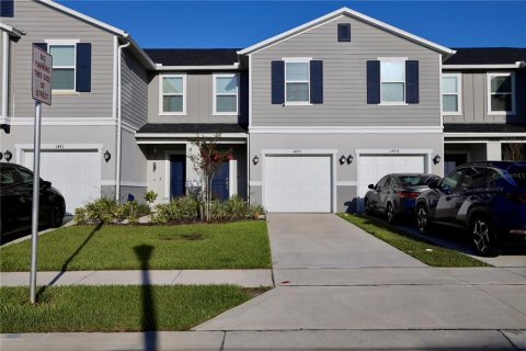 Townhouse in Davenport, Florida 3 bedrooms, 133.31 sq.m. № 1840163 - photo 1