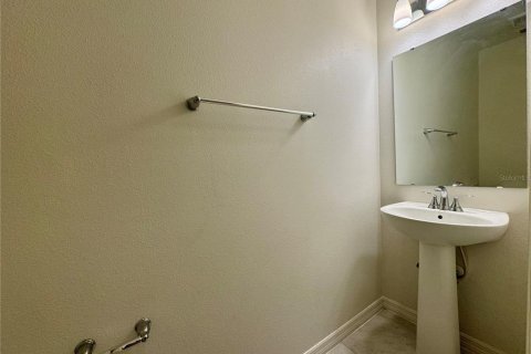 Townhouse in Davenport, Florida 3 bedrooms, 133.31 sq.m. № 1840163 - photo 12