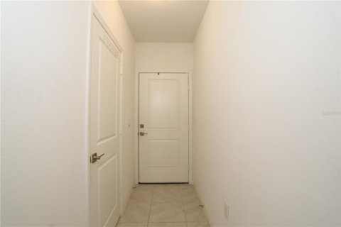 Townhouse in Davenport, Florida 3 bedrooms, 133.31 sq.m. № 1840163 - photo 7