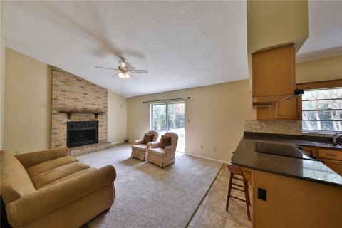 House in Winter Springs, Florida 3 bedrooms, 137.68 sq.m. № 1677918 - photo 2