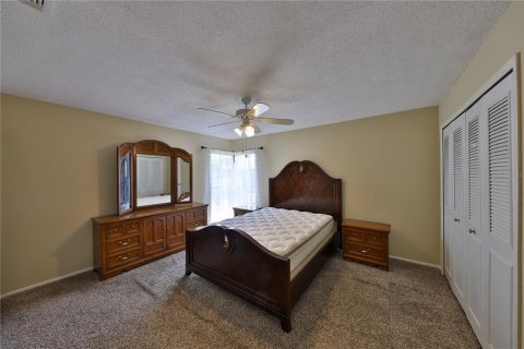 House in Winter Springs, Florida 3 bedrooms, 137.68 sq.m. № 1677918 - photo 9