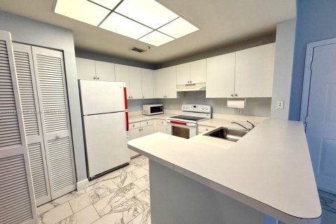 Condominio en venta en Fort Lauderdale, Florida, 1 dormitorio, 73.76 m2 № 1708069 - foto 1