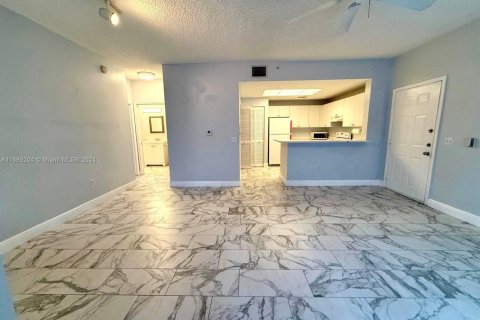Condominio en venta en Fort Lauderdale, Florida, 1 dormitorio, 73.76 m2 № 1708069 - foto 5