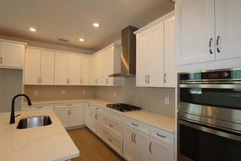 Townhouse in Bradenton, Florida 3 bedrooms, 223.52 sq.m. № 2157475 - photo 3