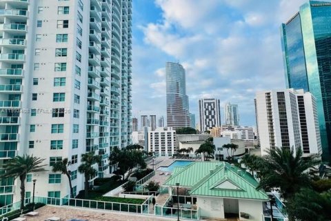 Condo in Miami, Florida, 1 bedroom № 2055454 - photo 25