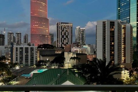 Condo in Miami, Florida, 1 bedroom № 2055454 - photo 27