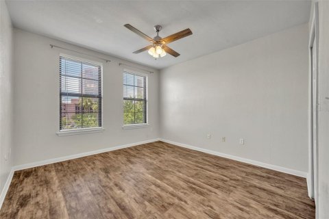 Condo in Orlando, Florida, 2 bedrooms  № 1785607 - photo 14