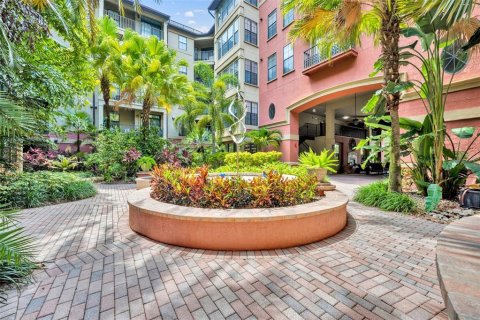 Condo in Orlando, Florida, 2 bedrooms  № 1785607 - photo 20