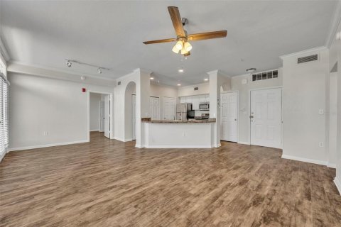 Condo in Orlando, Florida, 2 bedrooms  № 1785607 - photo 6