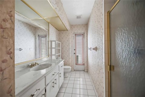 Купить виллу или дом в Порт-Шарлотт, Флорида 15 комнат, 214.7м2, № 2361431 - фото 28