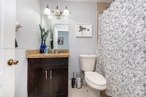 Copropriété à vendre à Hialeah, Floride: 4 chambres, 139.35 m2 № 1708565 - photo 11