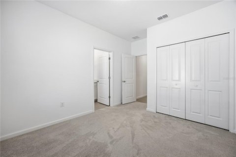 Casa en venta en Ocala, Florida, 4 dormitorios, 189.43 m2 № 2108052 - foto 12