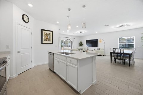 Casa en venta en Ocala, Florida, 4 dormitorios, 189.43 m2 № 2108052 - foto 25