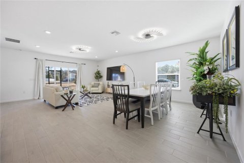 Casa en venta en Ocala, Florida, 4 dormitorios, 189.43 m2 № 2108052 - foto 5