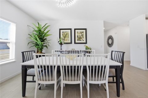 Casa en venta en Ocala, Florida, 4 dormitorios, 189.43 m2 № 2108052 - foto 4