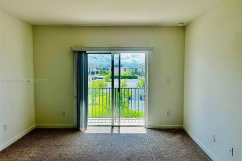 Townhouse in Homestead, Florida 4 bedrooms, 169.64 sq.m. № 1797672 - photo 8