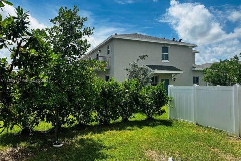 Townhouse in Homestead, Florida 4 bedrooms, 169.64 sq.m. № 1797672 - photo 3