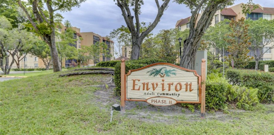 Condo in Lauderhill, Florida, 1 bedroom  № 2069572