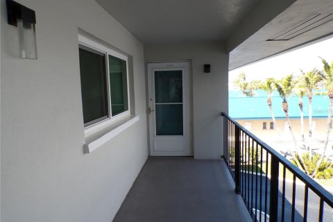 Condominio en alquiler en Venice, Florida, 2 dormitorios, 90.58 m2 № 1721642 - foto 21