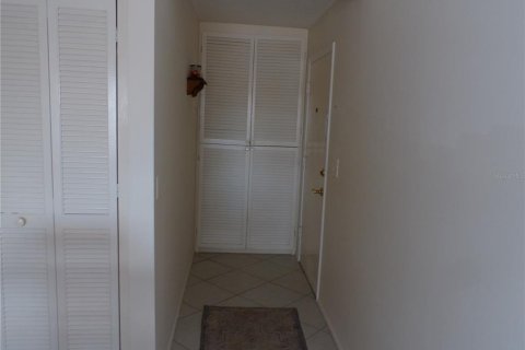 Condominio en alquiler en Venice, Florida, 2 dormitorios, 90.58 m2 № 1721642 - foto 11