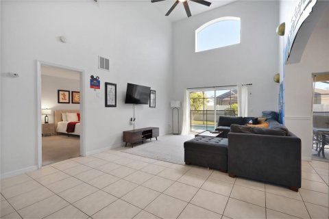 Casa en venta en Kissimmee, Florida, 5 dormitorios, 210.8 m2 № 2405362 - foto 15