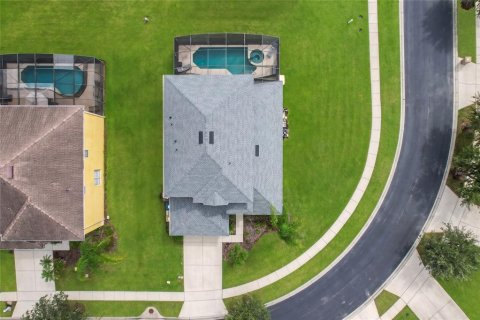 Casa en venta en Kissimmee, Florida, 5 dormitorios, 210.8 m2 № 2405362 - foto 6