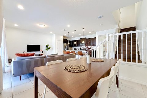 Touwnhouse à vendre à Kissimmee, Floride: 5 chambres, 210.24 m2 № 2437357 - photo 26