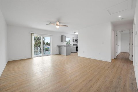 Commercial property in Flagler Beach, Florida 554.44 sq.m. № 2232999 - photo 26