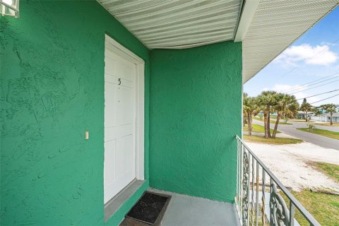 Commercial property in Flagler Beach, Florida 554.44 sq.m. № 2232999 - photo 19