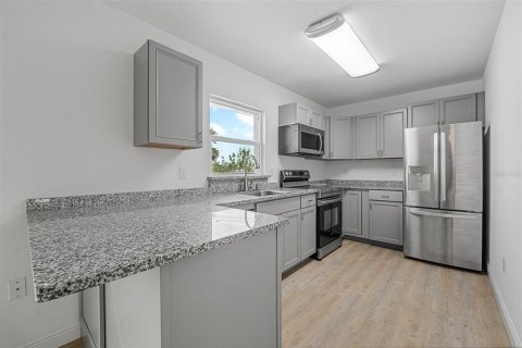 Commercial property in Flagler Beach, Florida 554.44 sq.m. № 2232999 - photo 27