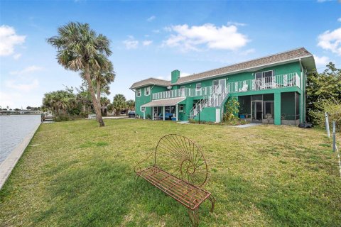 Commercial property in Flagler Beach, Florida 554.44 sq.m. № 2232999 - photo 4