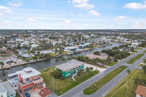 Commercial property in Flagler Beach, Florida 554.44 sq.m. № 2232999 - photo 15