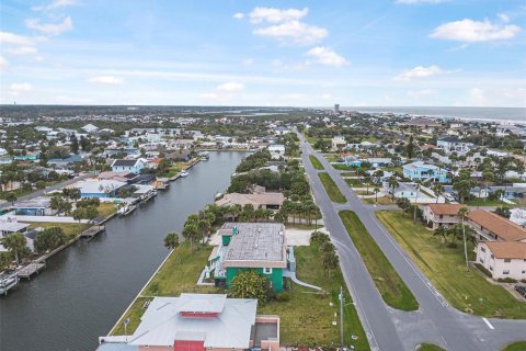 Commercial property in Flagler Beach, Florida 554.44 sq.m. № 2232999 - photo 14
