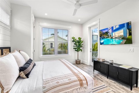 Casa en venta en Bradenton Beach, Florida, 7 dormitorios, 290.32 m2 № 1513320 - foto 14