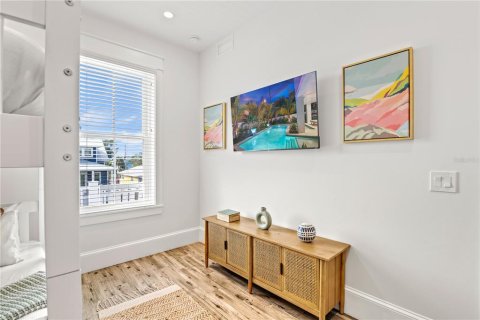 Casa en venta en Bradenton Beach, Florida, 7 dormitorios, 290.32 m2 № 1513320 - foto 25