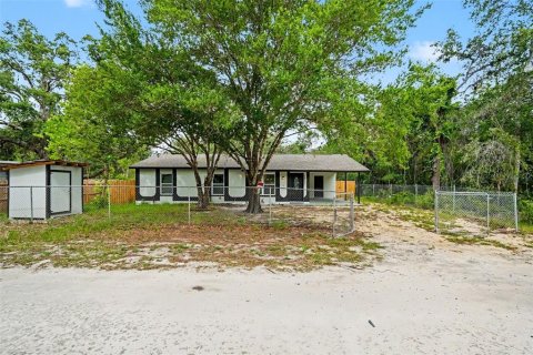 House in New Port Richey, Florida 3 bedrooms, 125.98 sq.m. № 2107697 - photo 3