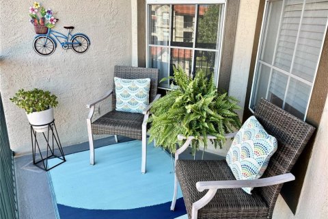 Condominio en venta en Lutz, Florida, 2 dormitorios, 89.28 m2 № 2233329 - foto 2