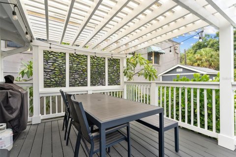 Casa en venta en Tampa, Florida, 2 dormitorios, 164.44 m2 № 1907704 - foto 18